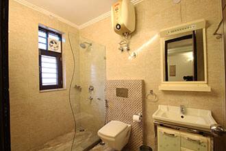 Hotel Bogain Villa, Gurgaon 5